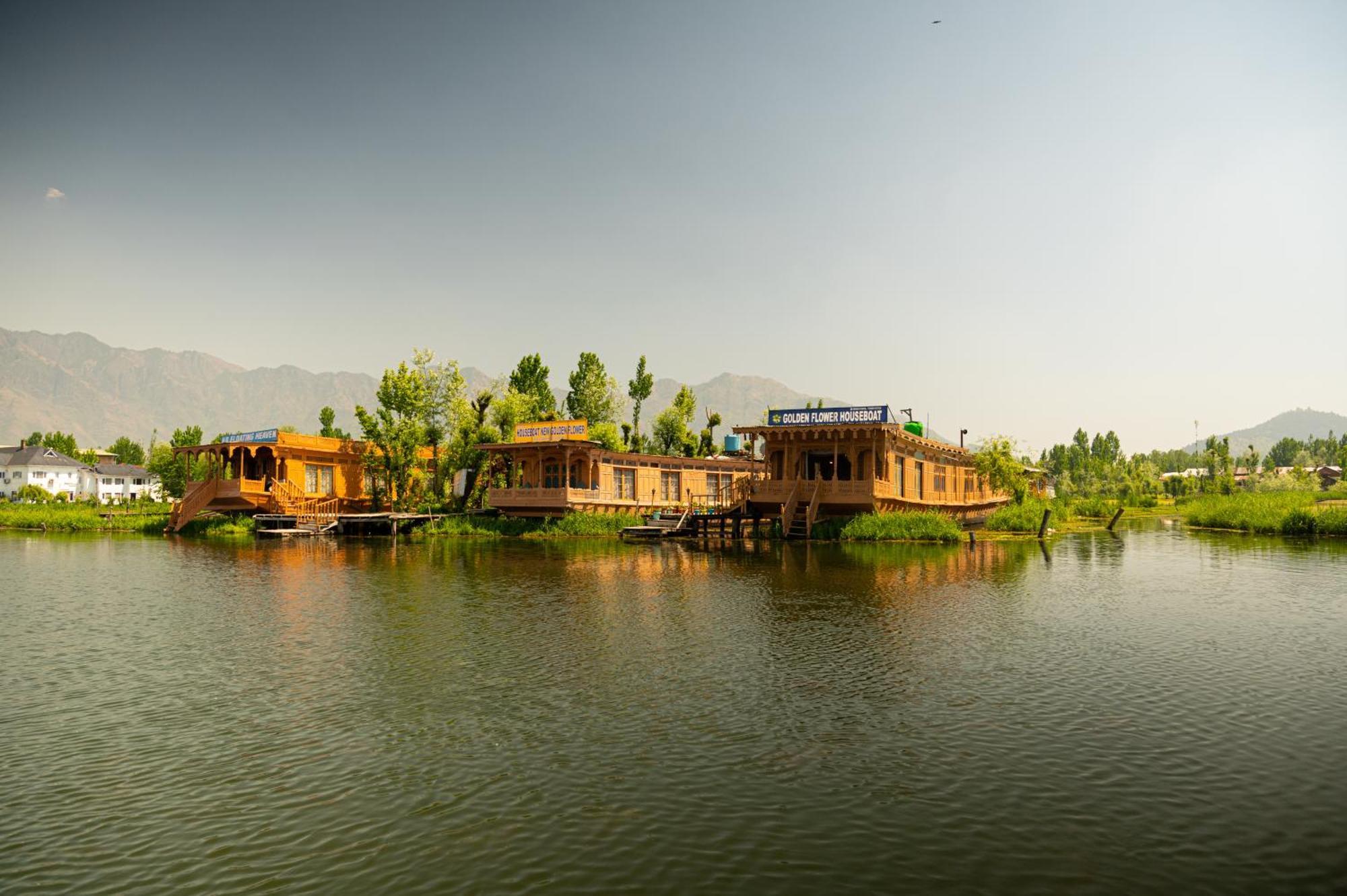 Golden Flower Heritage Houseboat Hotel Nagin Bagh Buitenkant foto